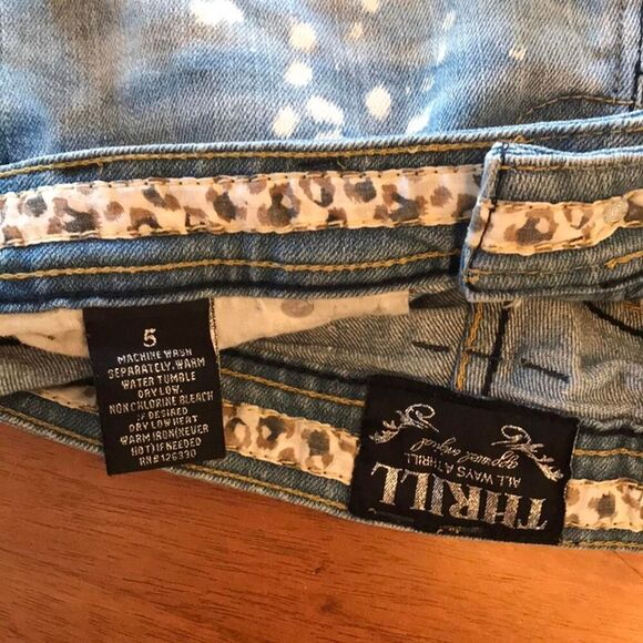 thrill dungaree short shorts with - Picture 3 of 4